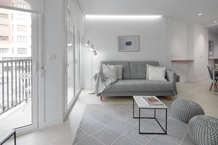 Olatu by FeelFree Rentals gallery image 2