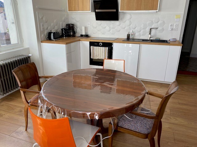 Propriété Airbnb réussie: New and bright 1-room apartment (40 m2) – City center. à Millau