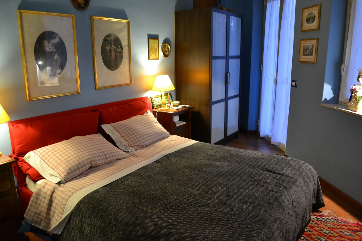 Successful Airbnb property: Holiday Home Center Catania in Catania