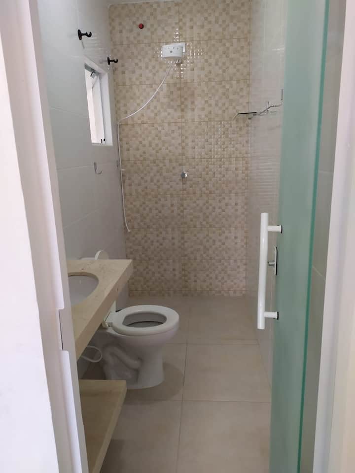 套房卫生间（ 2 ）。