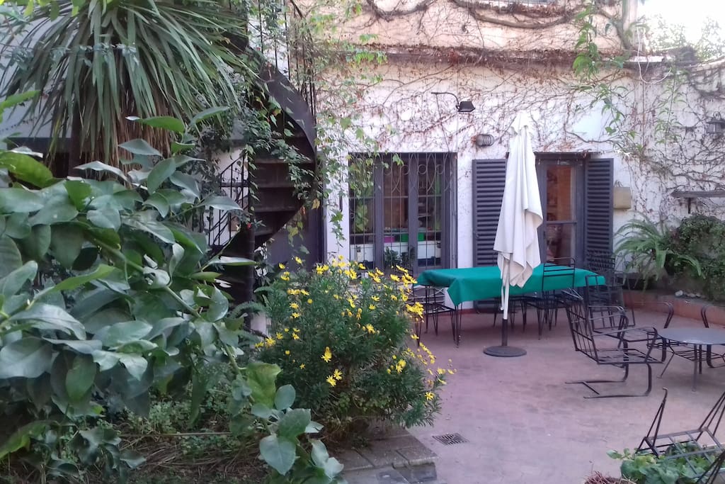 Vista del patio de la casa