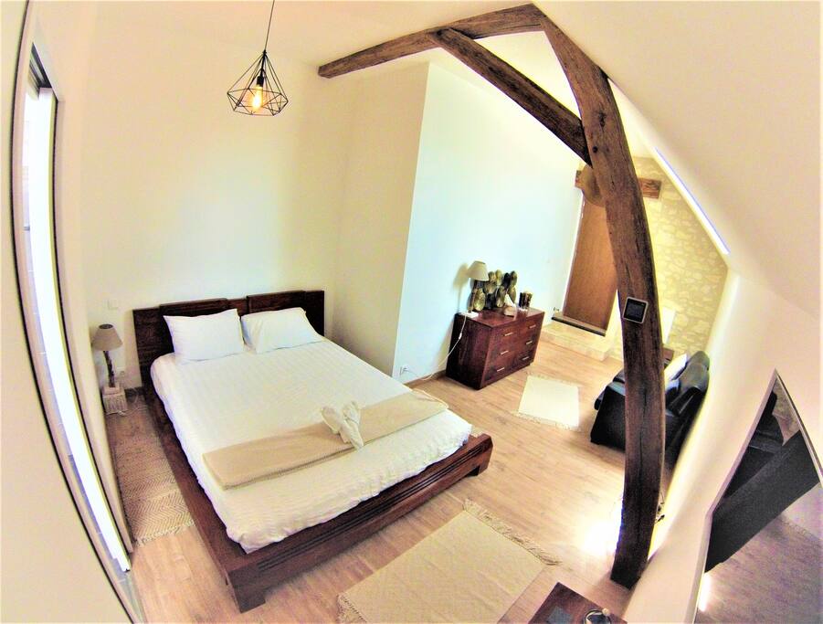 Chambre avec lit Queen Size 160x200