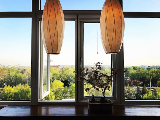 [Sunshine through curtains] Bird's Nest Ausen North Electric Beijing Normal University Foreign Trade. Metro Cozy Apartment