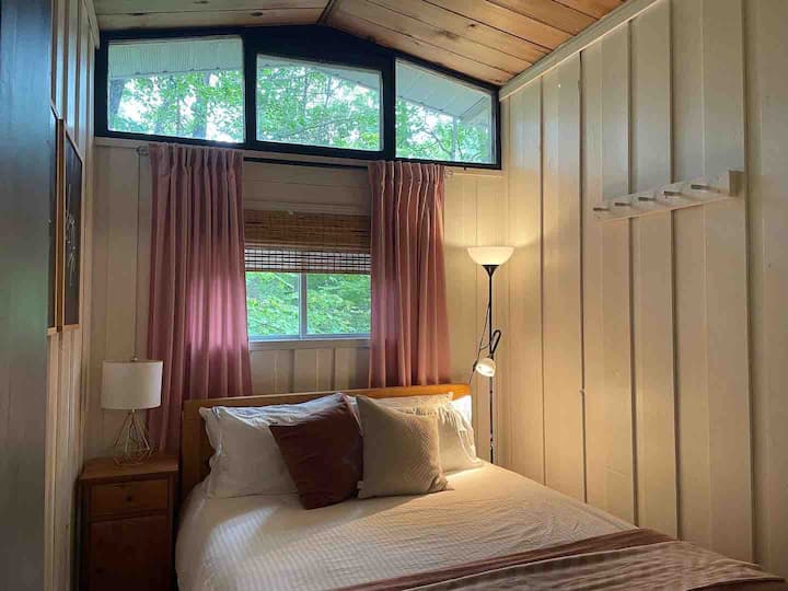 საწოლი 152 × 203 სმ