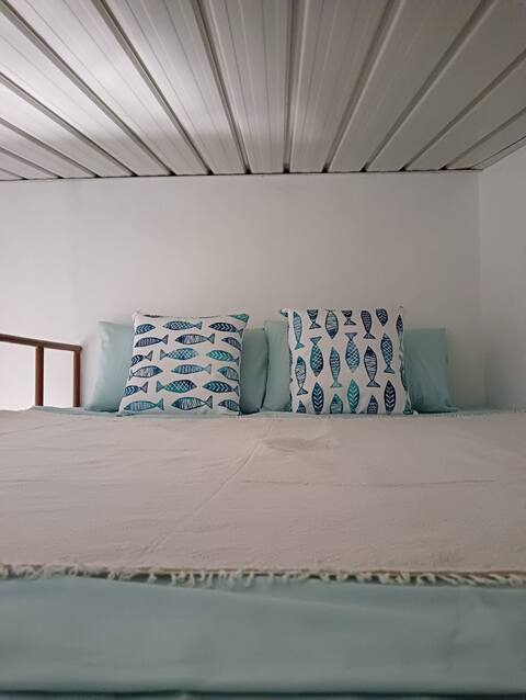 Room B
Lovely room in Liwliwa, San Felipe,Zambales