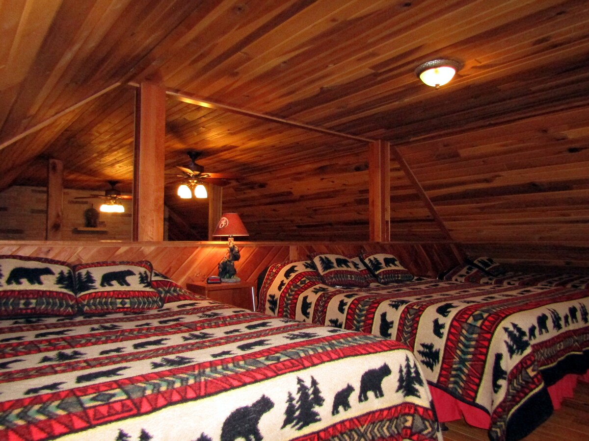 Loft 2 Queens 1 Single