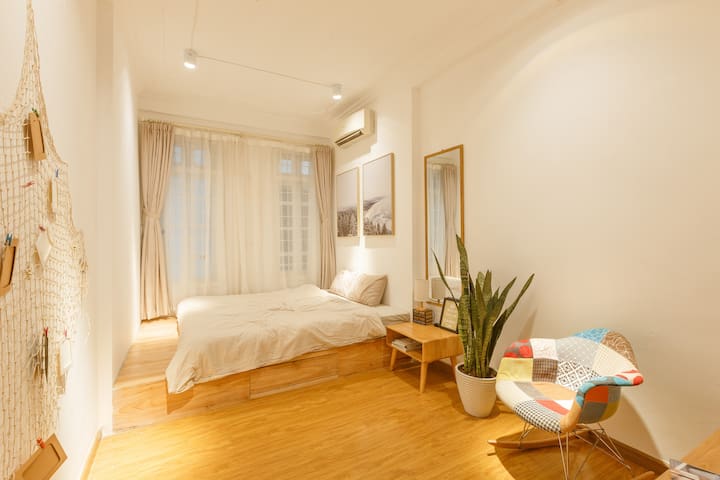 Tropical Nordic house 1-2BR in Hanoi's Old quarter