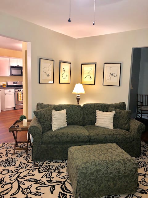 Top Airbnb: Home in the Catskills with Hot Tub in Palenville