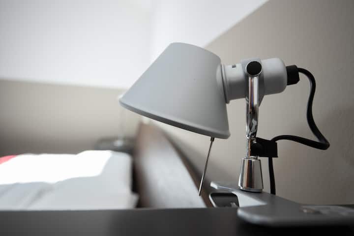 Eneo la kulala la taa za Artemide