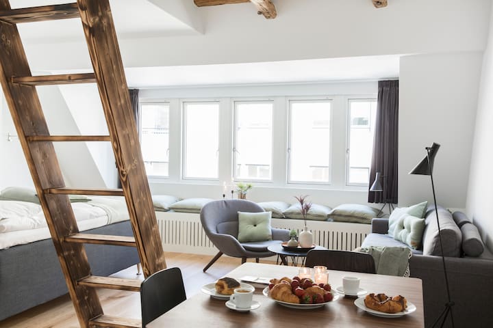 ★60 Lux Studio Best Location City 5★Prof Cleaning★