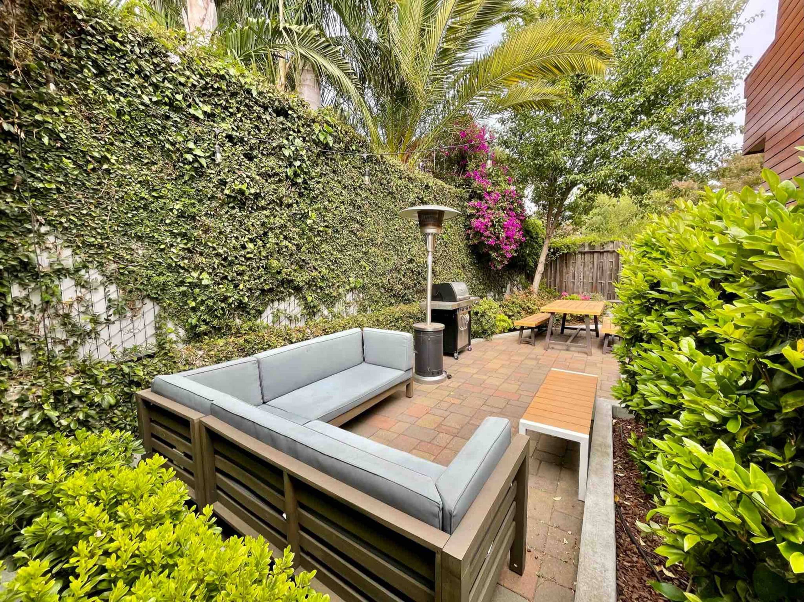 Condo in San Francisco · ★4.8 · 2 bedrooms · 2 beds · 1 bath - Image 43