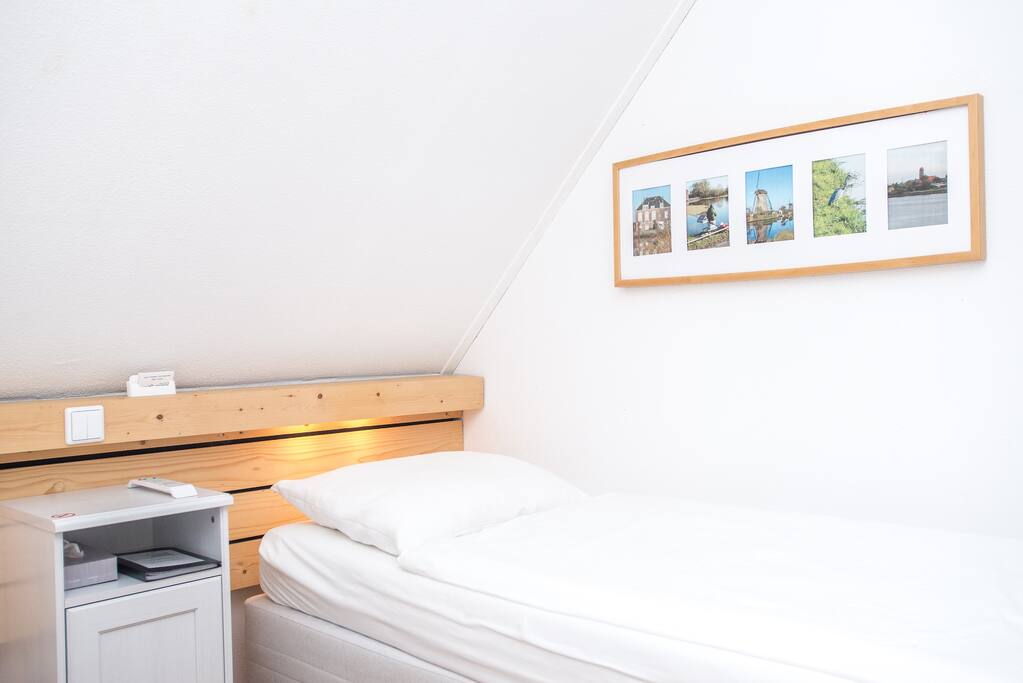 onze kamers beschikken over een computer, werkplek, TV, minibar, WIFI
