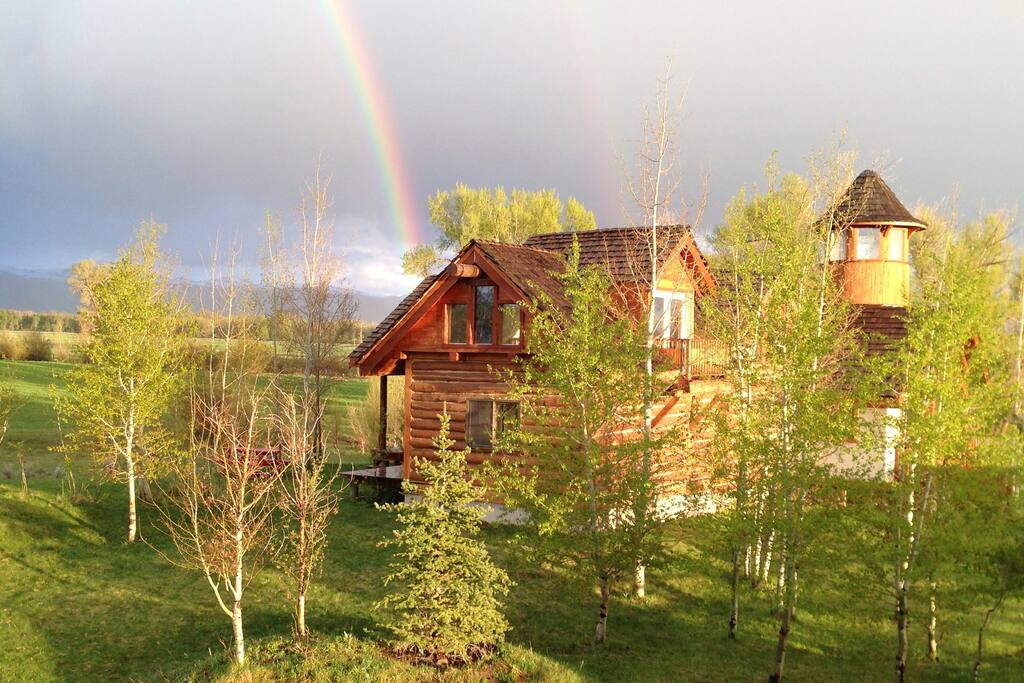 Thistle Dew Cabin