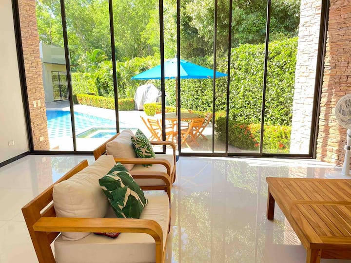 Casa Soñada En Condominio Privado Lagos Del Peñón - Girardot