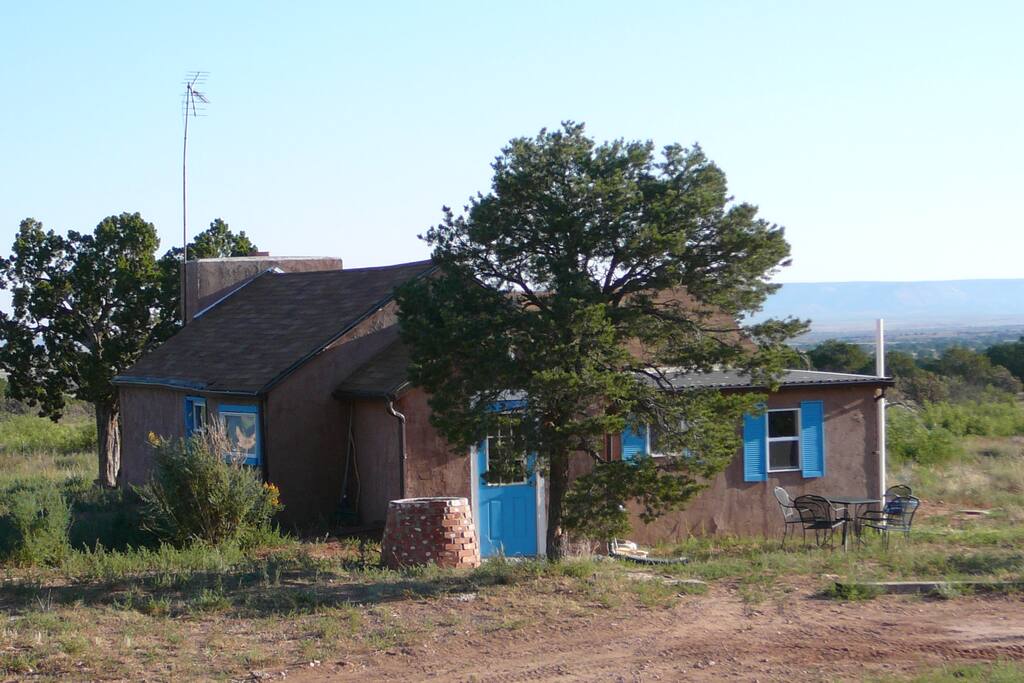 Route 66 JX Ranch Bunkhouse Whole Cabins for Rent in Tucumcari, New