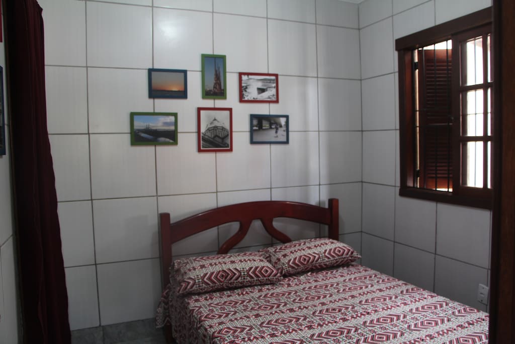 Cama de casal confortável