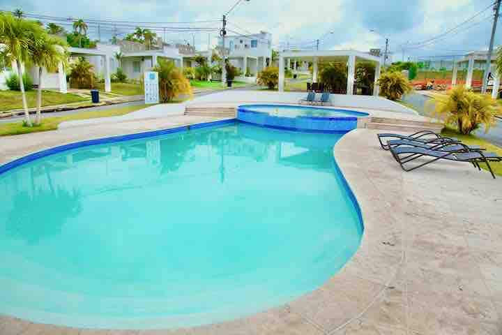 Romantic Zephyr Casa 17 , Pool,Tennis crt,more — 3 bedroom vacation rental in San Carlos District