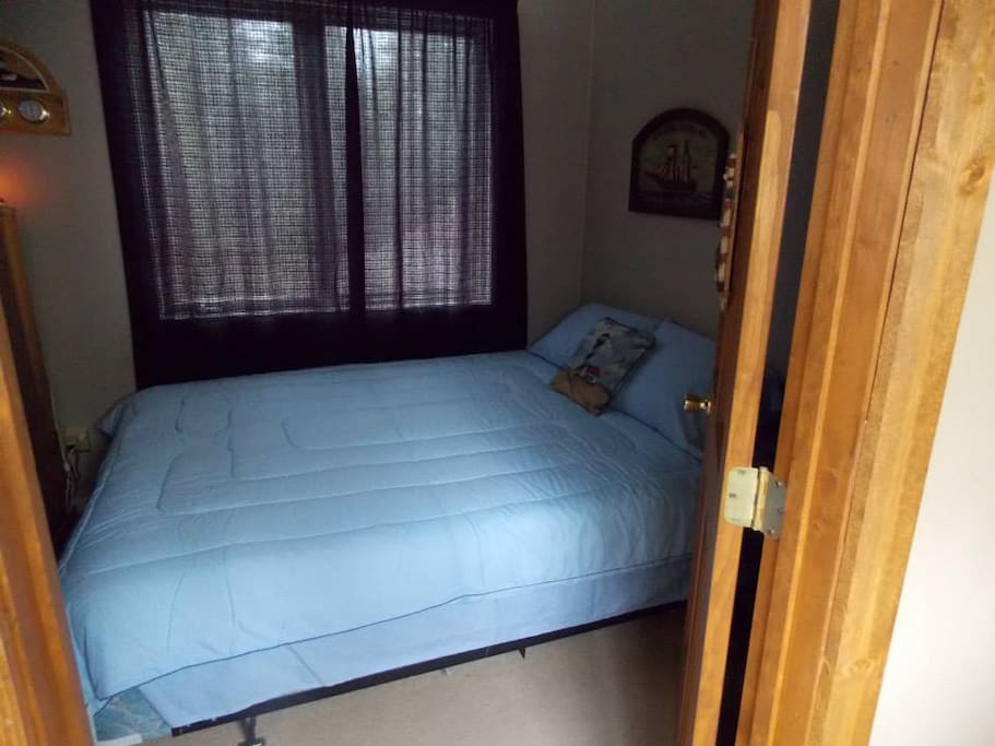 Queen bed