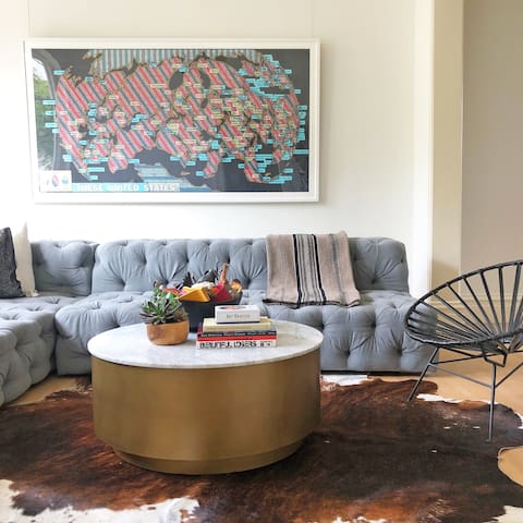 Modern Architectural Gem – 4 Bdrm gallery image 2