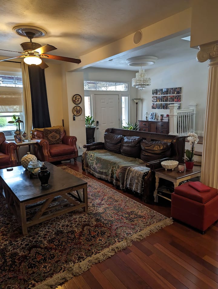 Shadyside, Pittsburgh locations de vacances avec borne de recharge