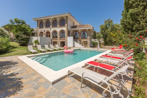 Mijas Castle: 750m2, beach, pool, privacy, luxury