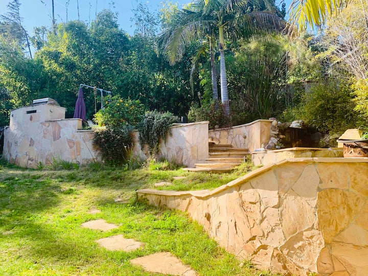 Private Entrance Suite in Chill Retreat Echo Park Guest suites for