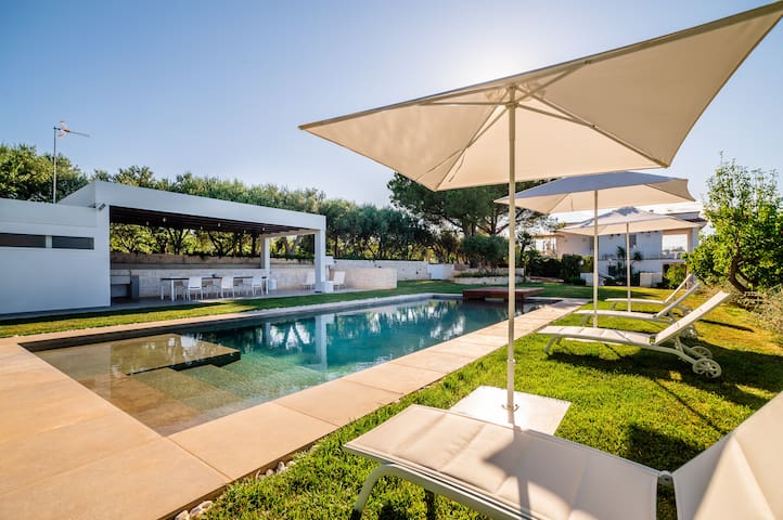 Monsignore Country Villa