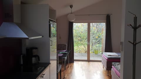 Top Airbnb: The Garden House, Close to Lund Central Station. in Lund
