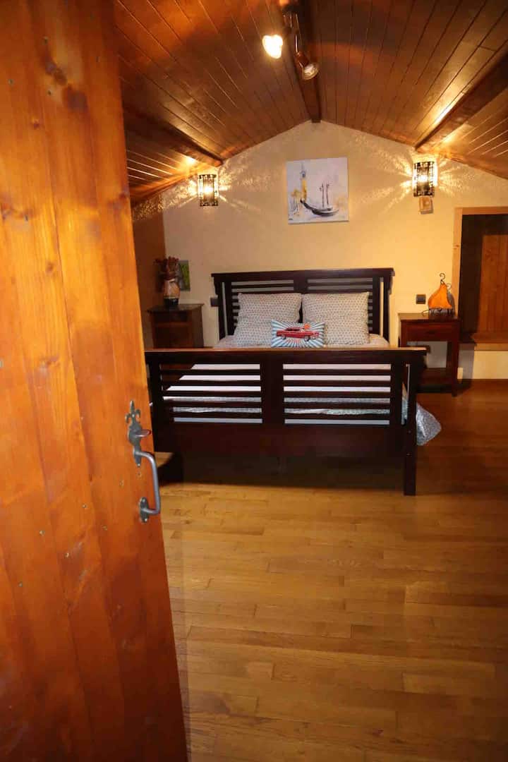 Schlafzimmer 5