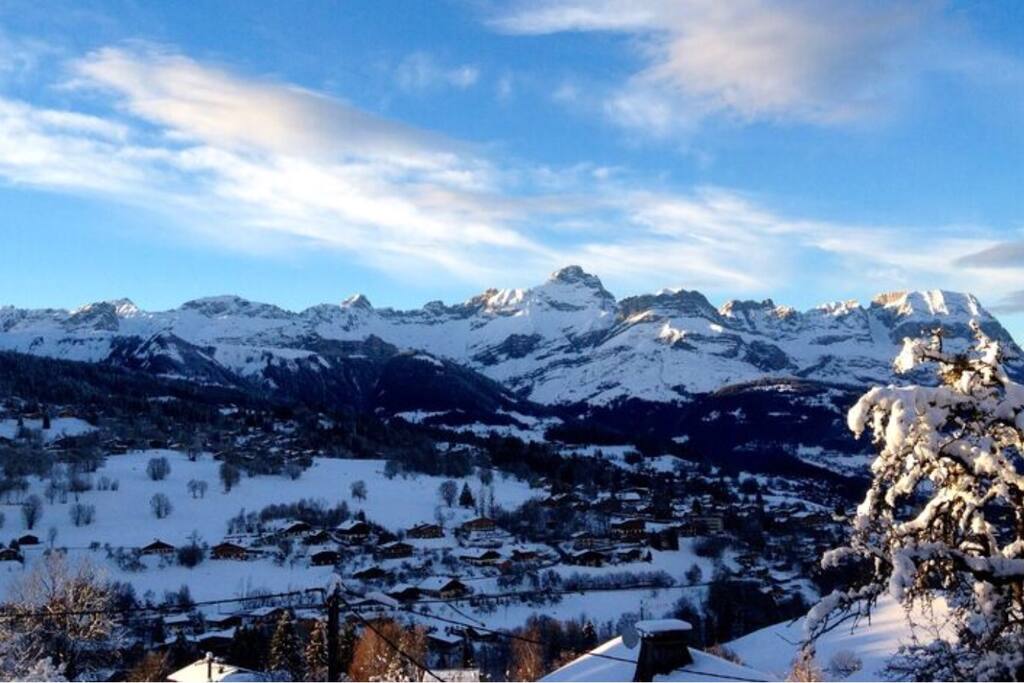 The view from the balcony after a good day is skiing