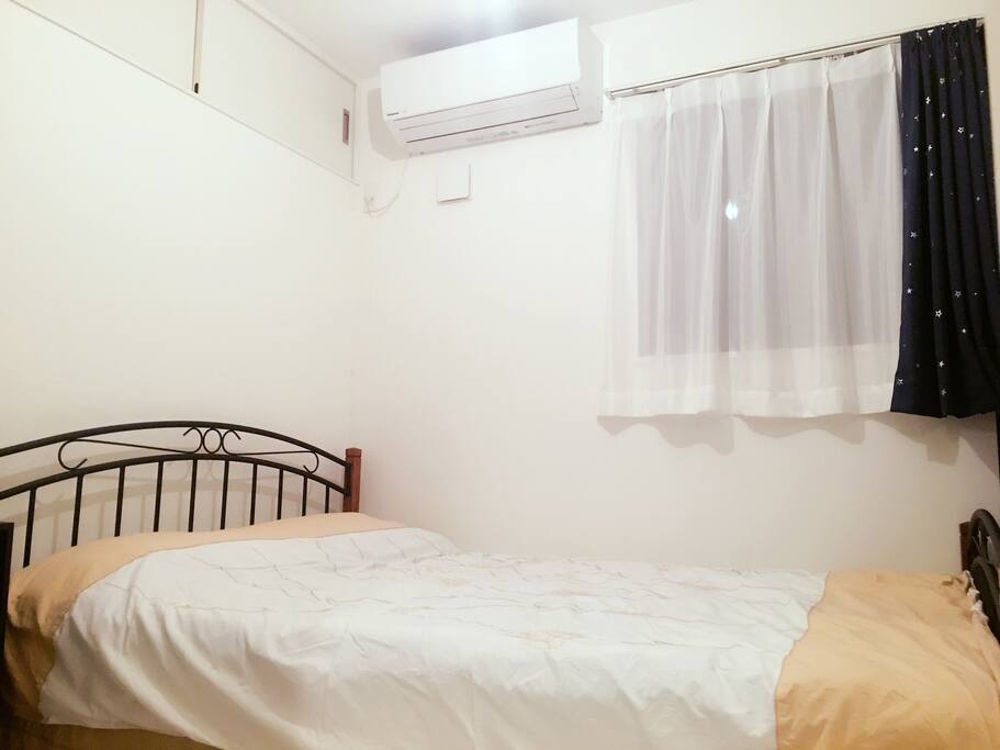 双人大床 Double bed