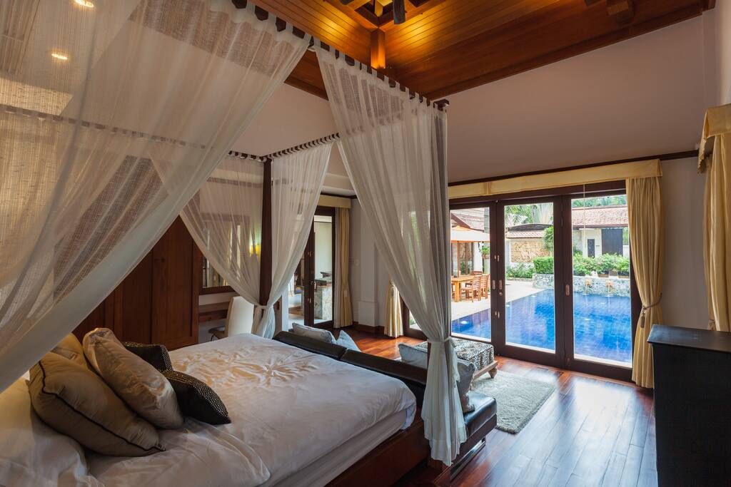 Master Bed room facing Pool