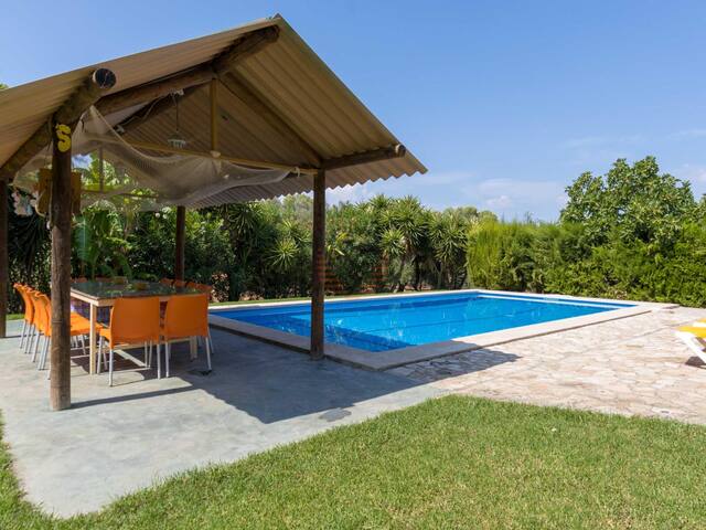 El Bosque, Holiday country house in Las Palmeras, Llucmajor, Majorca gallery image 2