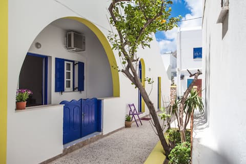 Mythos, 2 bedrooms apartment, near the beach.