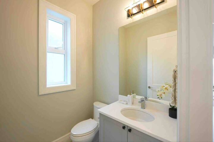 New Lovely four-room Duplex House-1628 gallery image 5