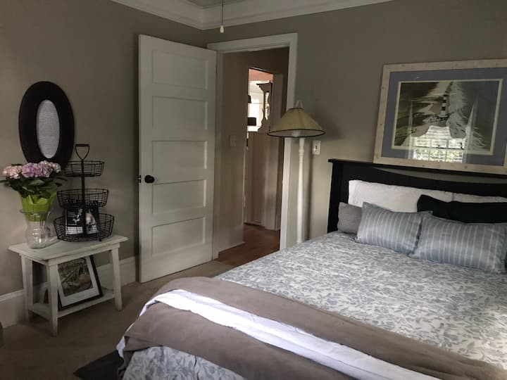 Bedroom with double bed