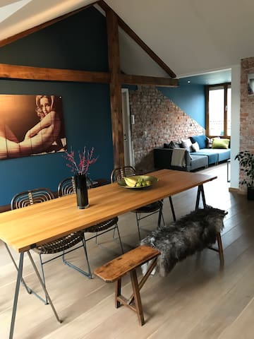 Urban and trendy loft at the heart of Grünerløkka!