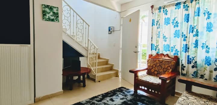 Casa Familiar Cómoda Y Con Alberca Cerca De Ixtapa - Ixtapa Zihuatanejo