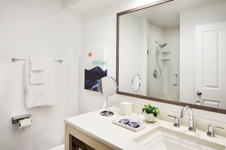 Parrot Key Hotel And Villas managed Airbnb listing 1