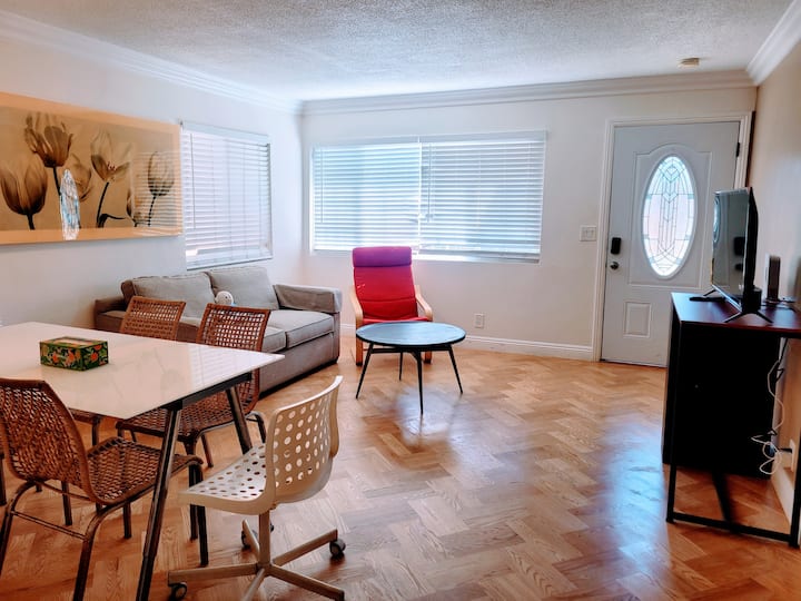 2-bedroom 1-bath House W/garage, Patio & 2 Parking - Redondo Beach, CA