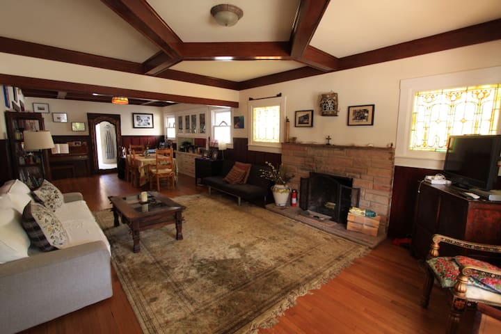 Large Beach House – Great for families