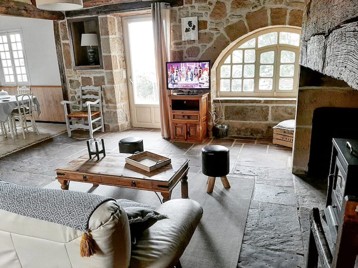 Maison De Charme à La Campagne - Collonges-la-Rouge