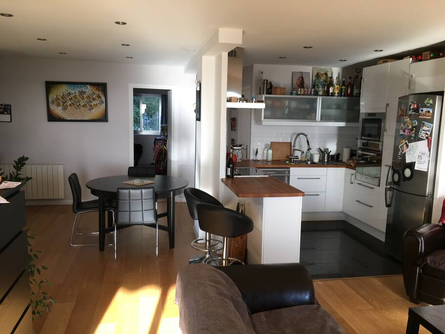 k. Séjour, salle à manger cuisine