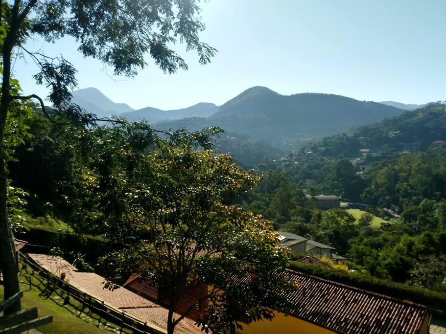 BELÍSSIMA NATUREZA ENVOLVE TODA A PROPRIEDADE