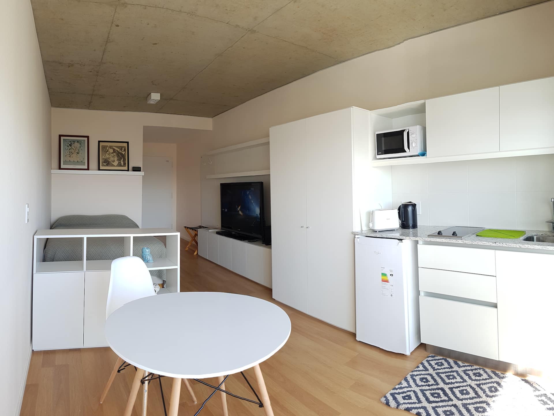 Monthly Rent / Students / Student Rent