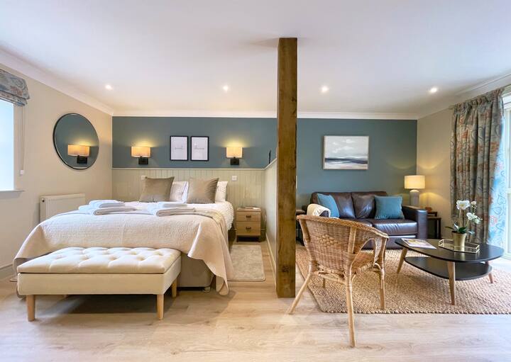 Beautiful boutique retreat Shropshire Welsh border Guest suites for