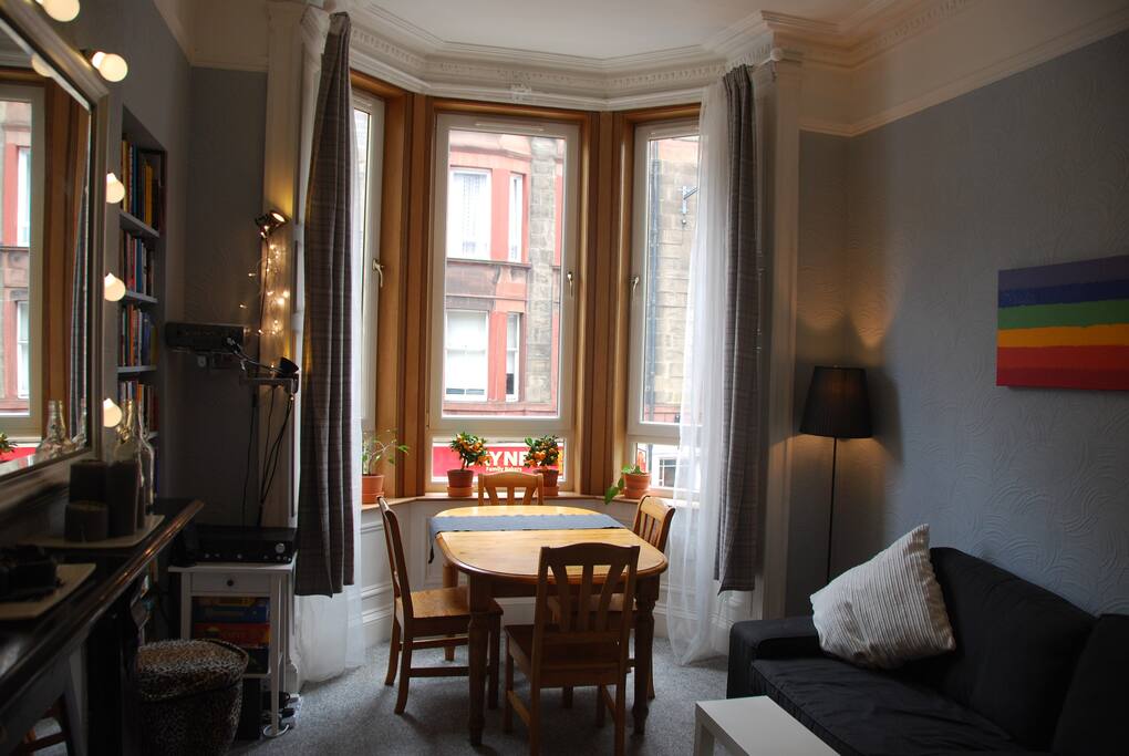 Living room- dining table