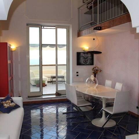 Attico Blu gallery image 4