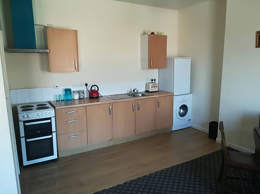 Kitchen side of livingroom