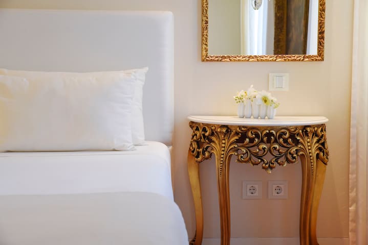 Sundial, Gardens & Suites – leisure or business gallery image 5